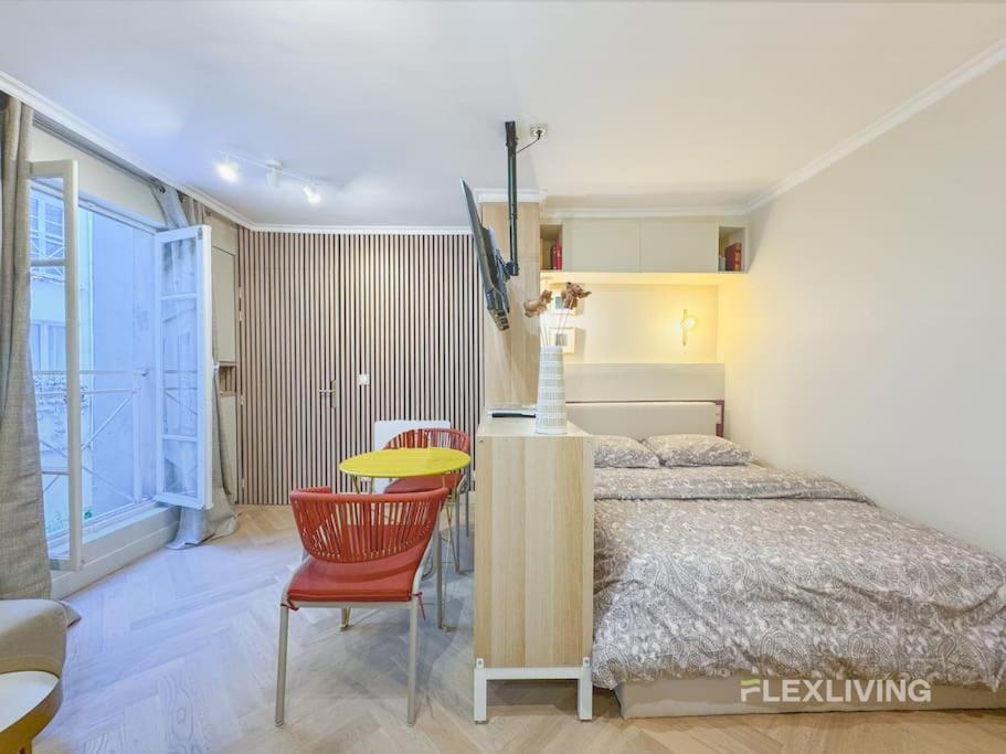 Luxury Studio In City Center Париж Экстерьер фото